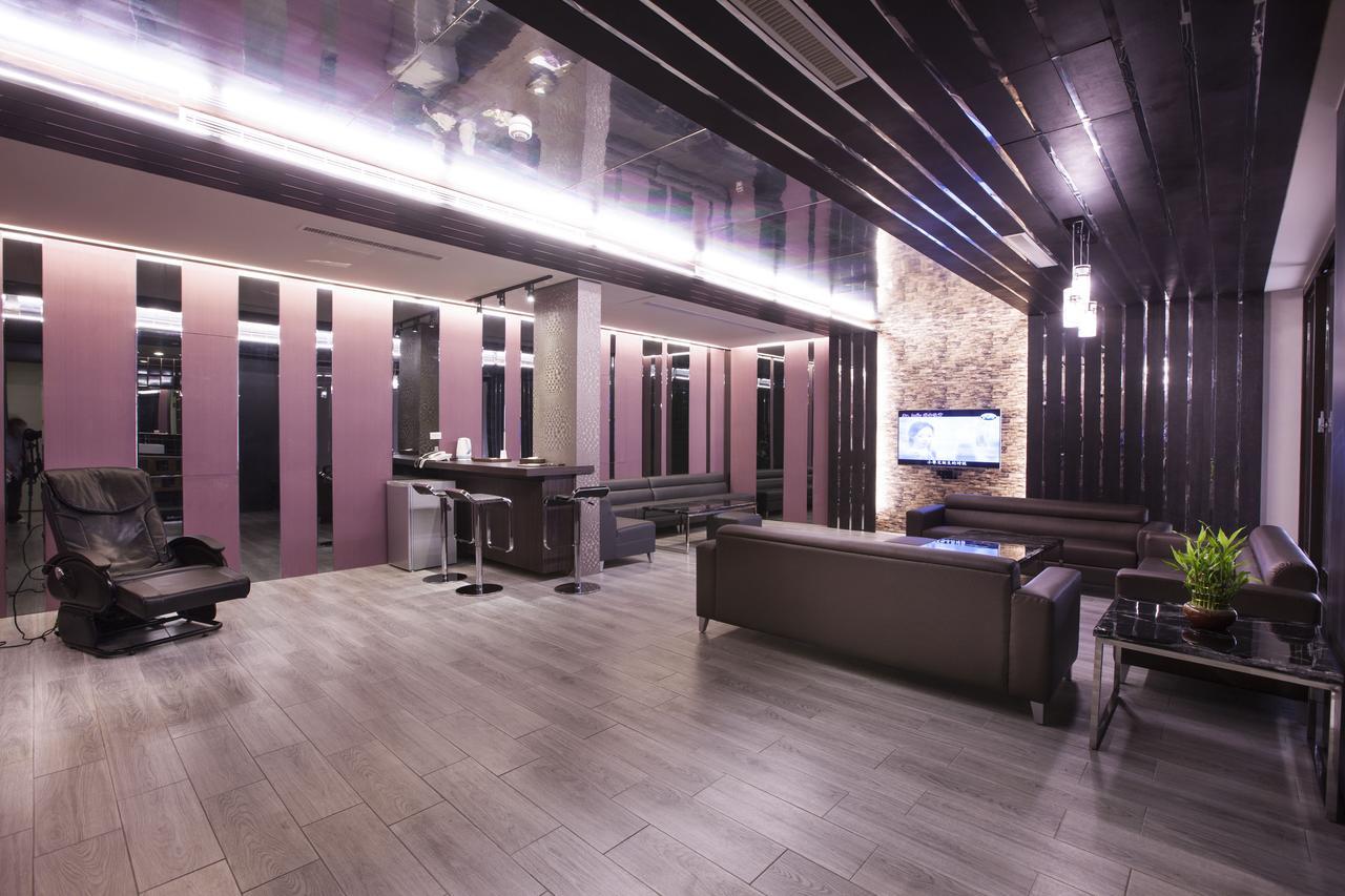 Foxdou Business Motel Ταϊνάν Εξωτερικό φωτογραφία